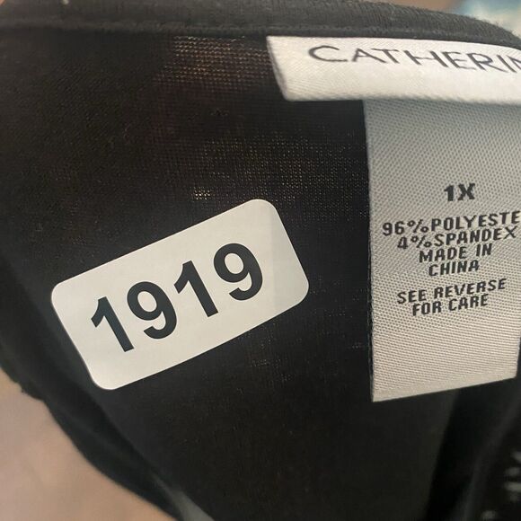 Catherines Tunic Top Womens Plus 1X Black Laser Cut Outs Unique Contemporary - Picture 13 of 13